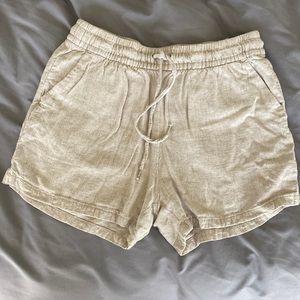 H&M Summer Short 🤎